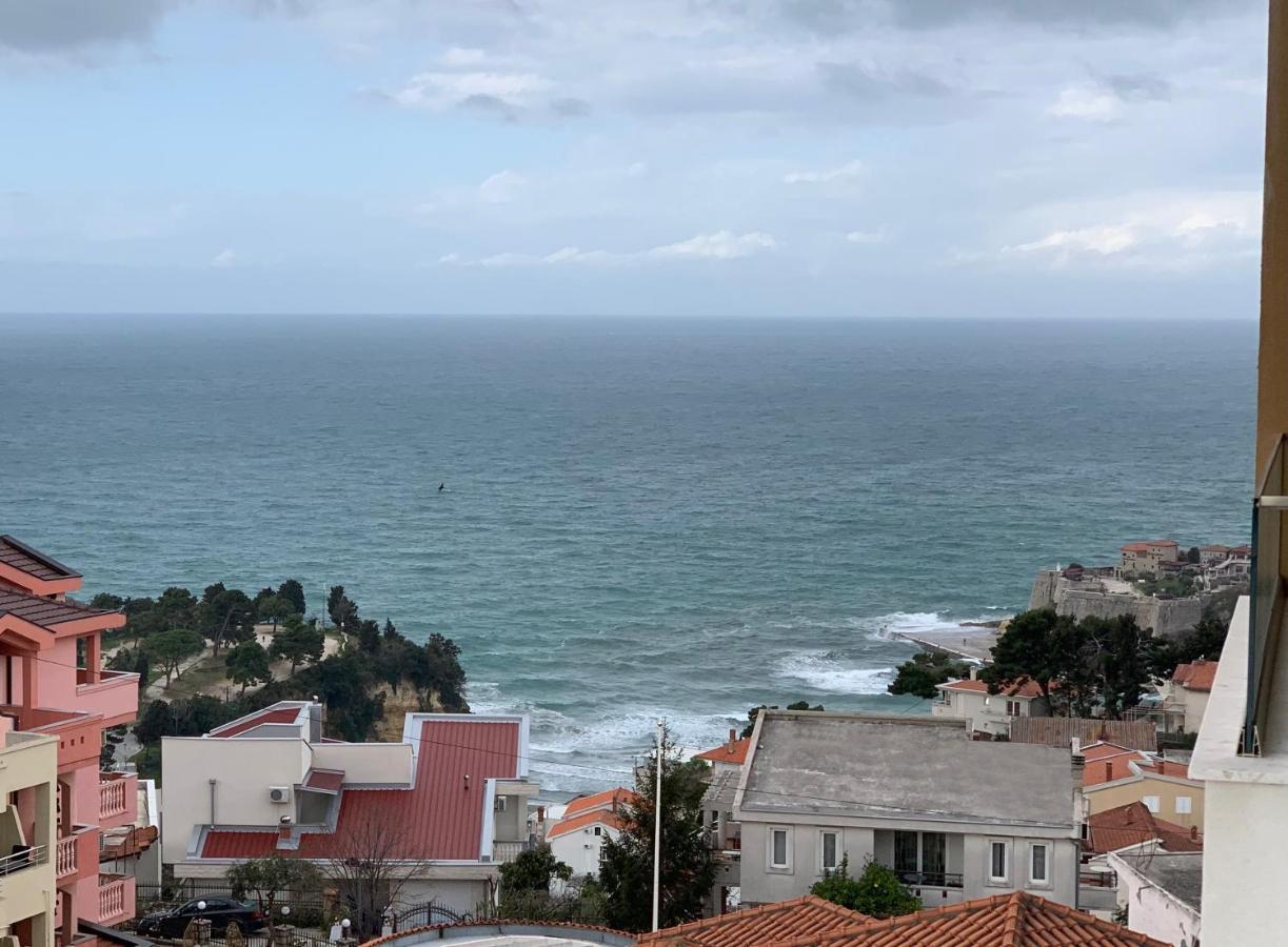 Art'S Apartment Mit Pool Ulcinj Pinjes Ngoại thất bức ảnh